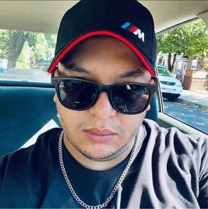 Meet your Posher, Ayoub